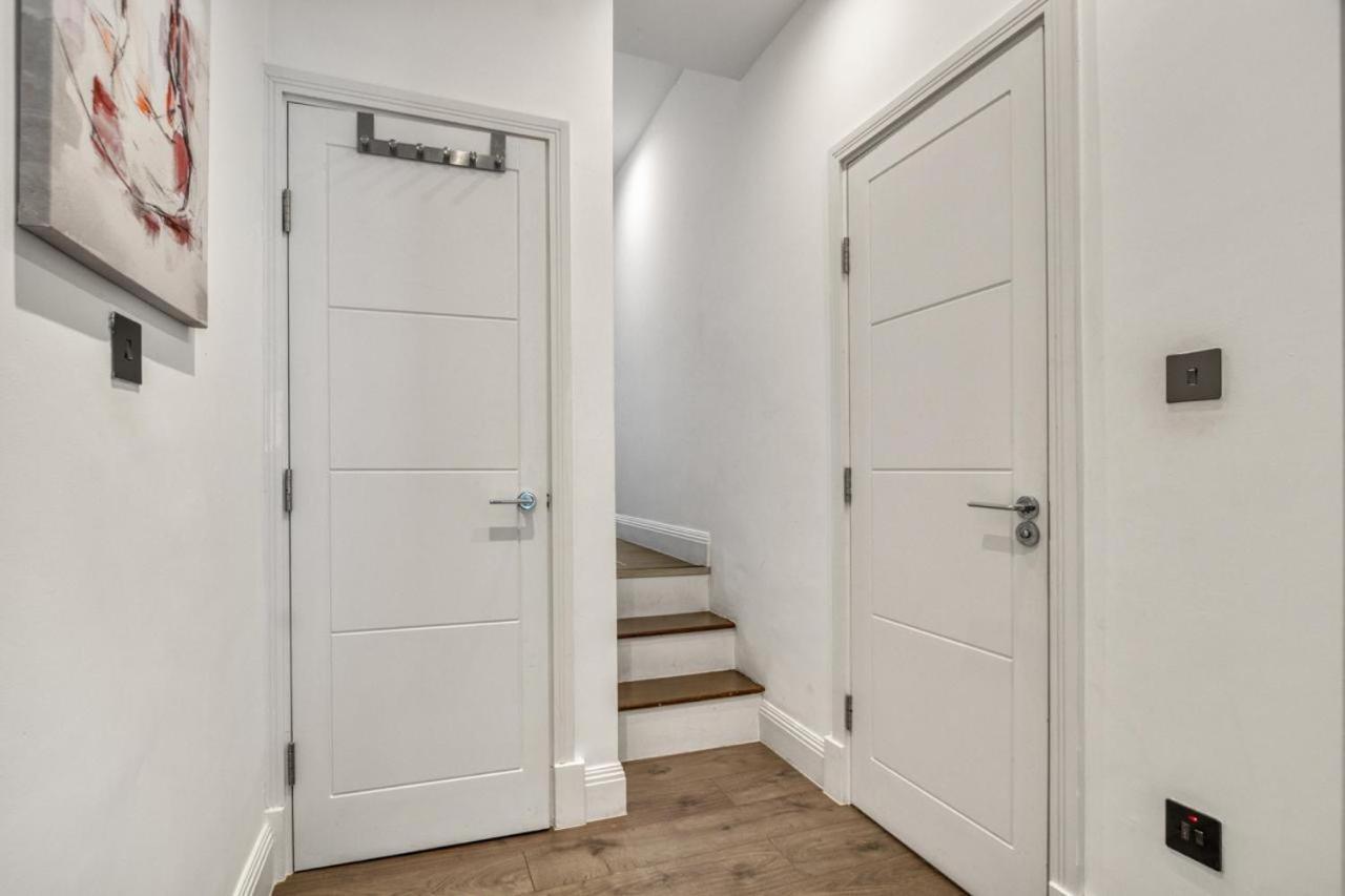 Luxurious Hidden Gem In Wandsworth Apartment London Exterior photo