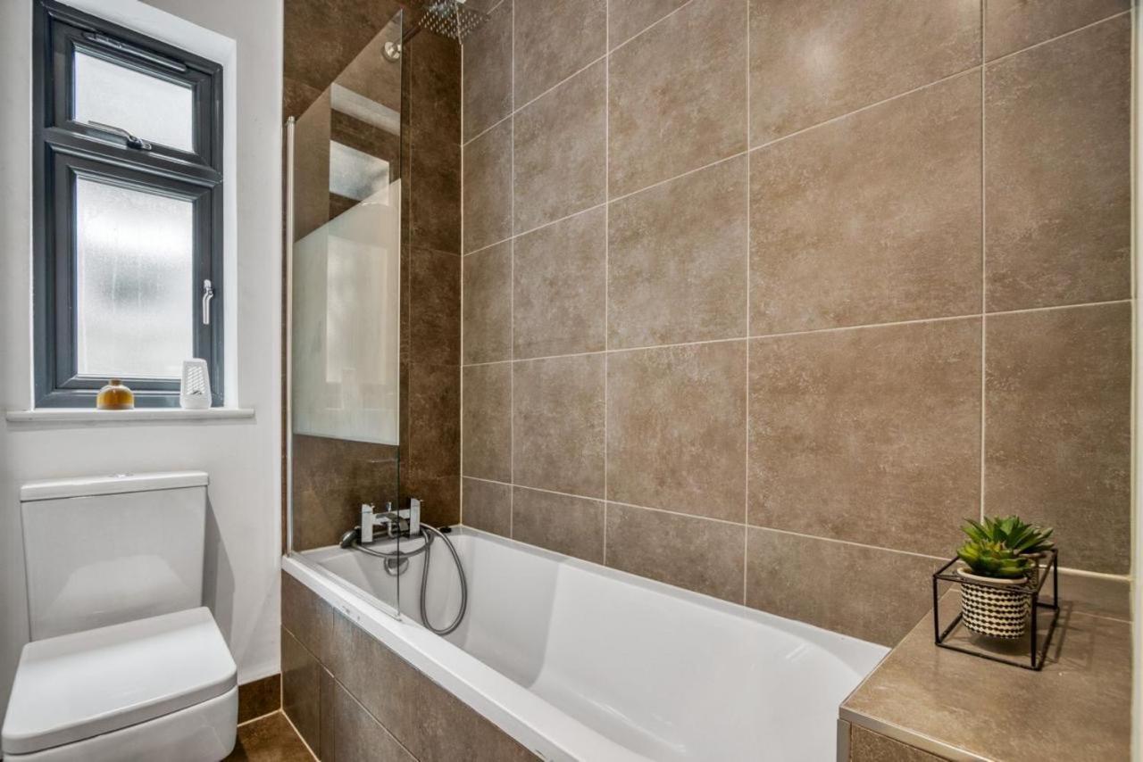 Luxurious Hidden Gem In Wandsworth Apartment London Exterior photo